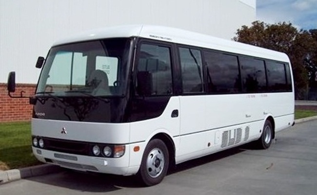 18 Seater Mitsubishi Bus